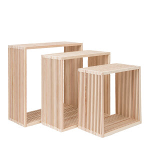 Wooden presenter set of 3 - Material: nested - Color: natural-coloured - Size: 45x45x18cm 40x40x18cm X 33x33x18cm