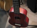 DIMAVERY UK-100 Soprano ukulele, flamed red