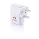 Reiseadapter mit 4fachem USB Anschluss Farbe: weiß